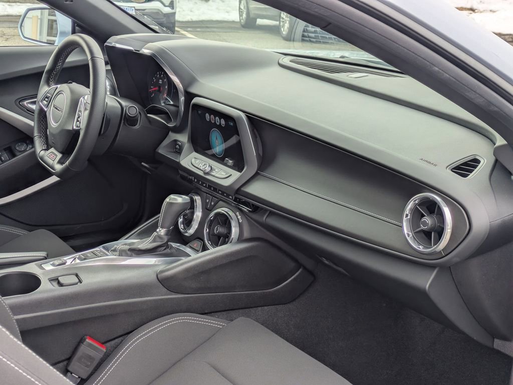 Certified 2018 Chevrolet Camaro SS image 25