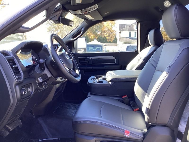 New 2026 RAM 5500 Tradesman w/ Chrome Appearance Group image 18