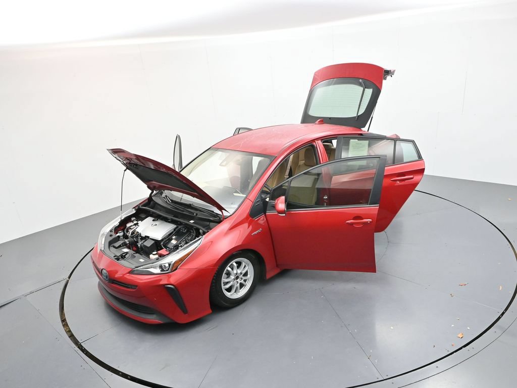 Used 2021 Toyota Prius LE FWD image 33