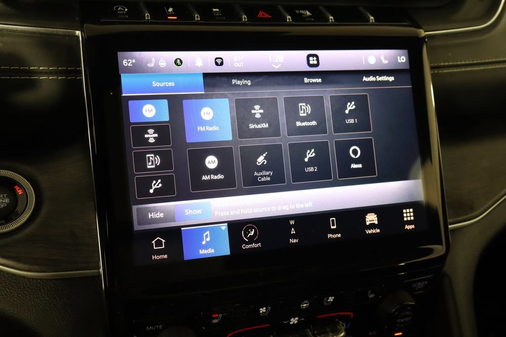 Used 2023 Jeep Grand Cherokee L Overland w/ Rear Seat Video Group I AWD/4WD image 36