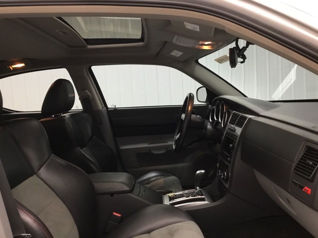 Used 2006 Dodge Charger SRT8 w/ SRT Option Group III image 27