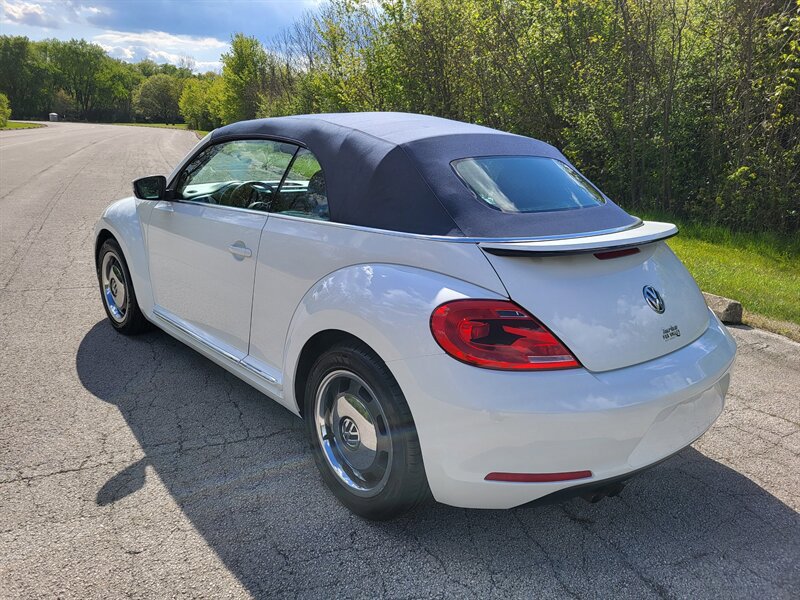 Used 2016 Volkswagen Beetle 1.8T Denim FWD image 6