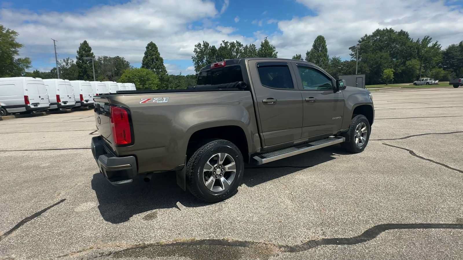Used 2017 Chevrolet Colorado Z71 AWD/4WD image 8