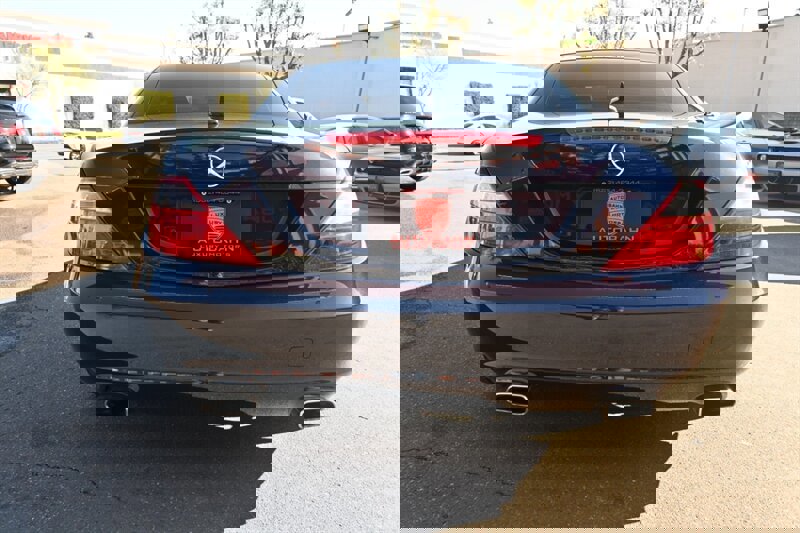 Used 2015 Mercedes-Benz SLK 250 image 10