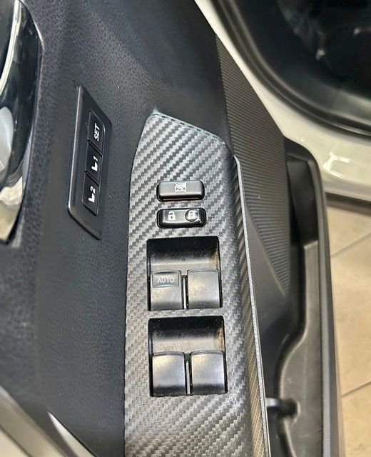 Used 2013 Toyota RAV4 Limited FWD image 28