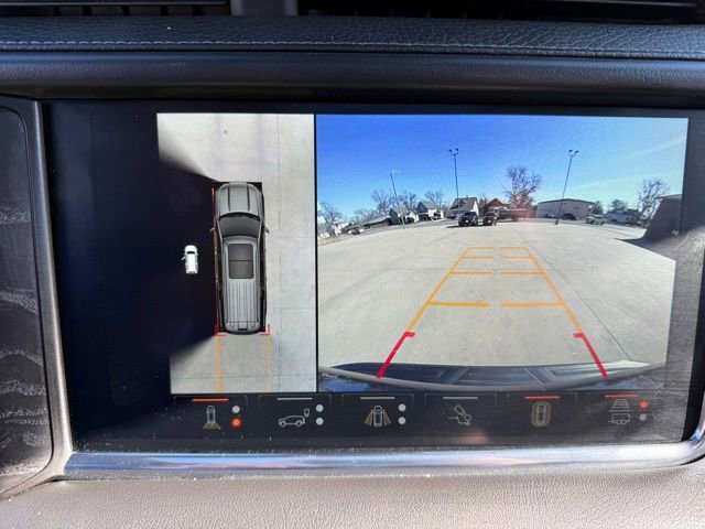 Used 2024 GMC Yukon XL Denali w/ Advanced Technology Package image 35