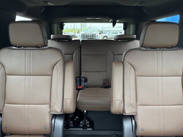 New 2026 Chevrolet Tahoe High Country AWD/4WD image 23
