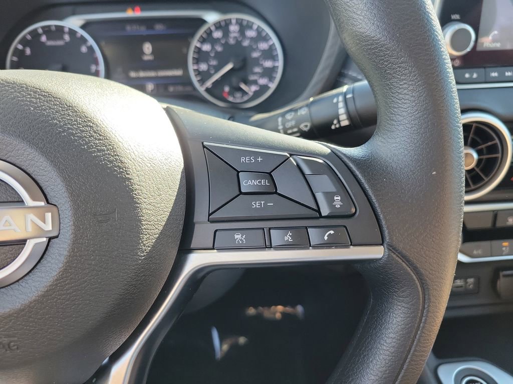 Used 2025 Nissan Sentra SV w/ Trunk Package image 6