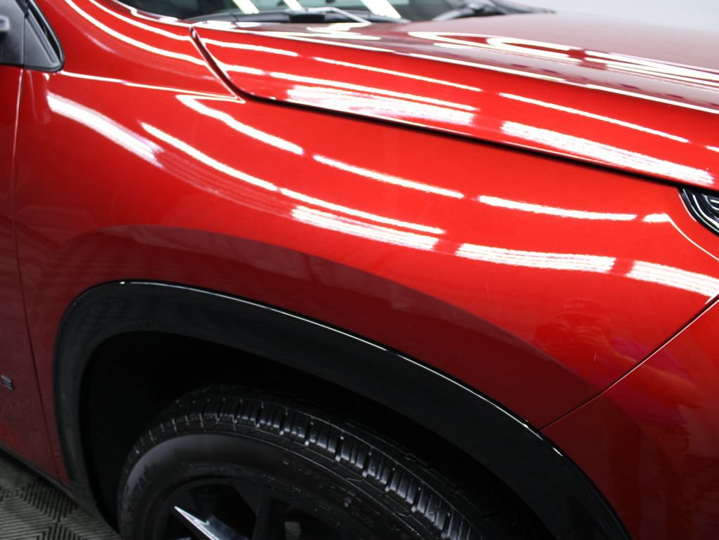 Used 2026 Chevrolet Traverse RS w/ LPO, Floor Liner Package AWD/4WD image 42