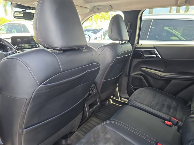 Used 2024 Mitsubishi Outlander SE image 14