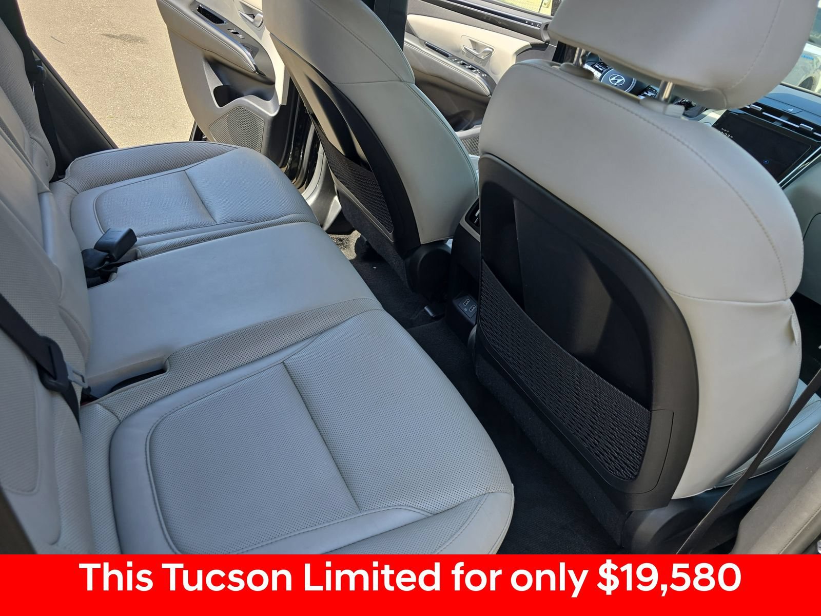 Used 2022 Hyundai Tucson Limited FWD image 17