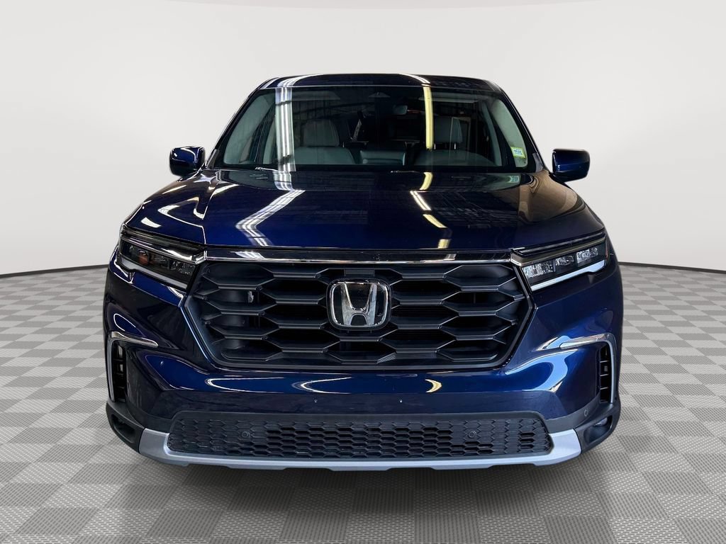 Used 2025 Honda Pilot EX-L image 2
