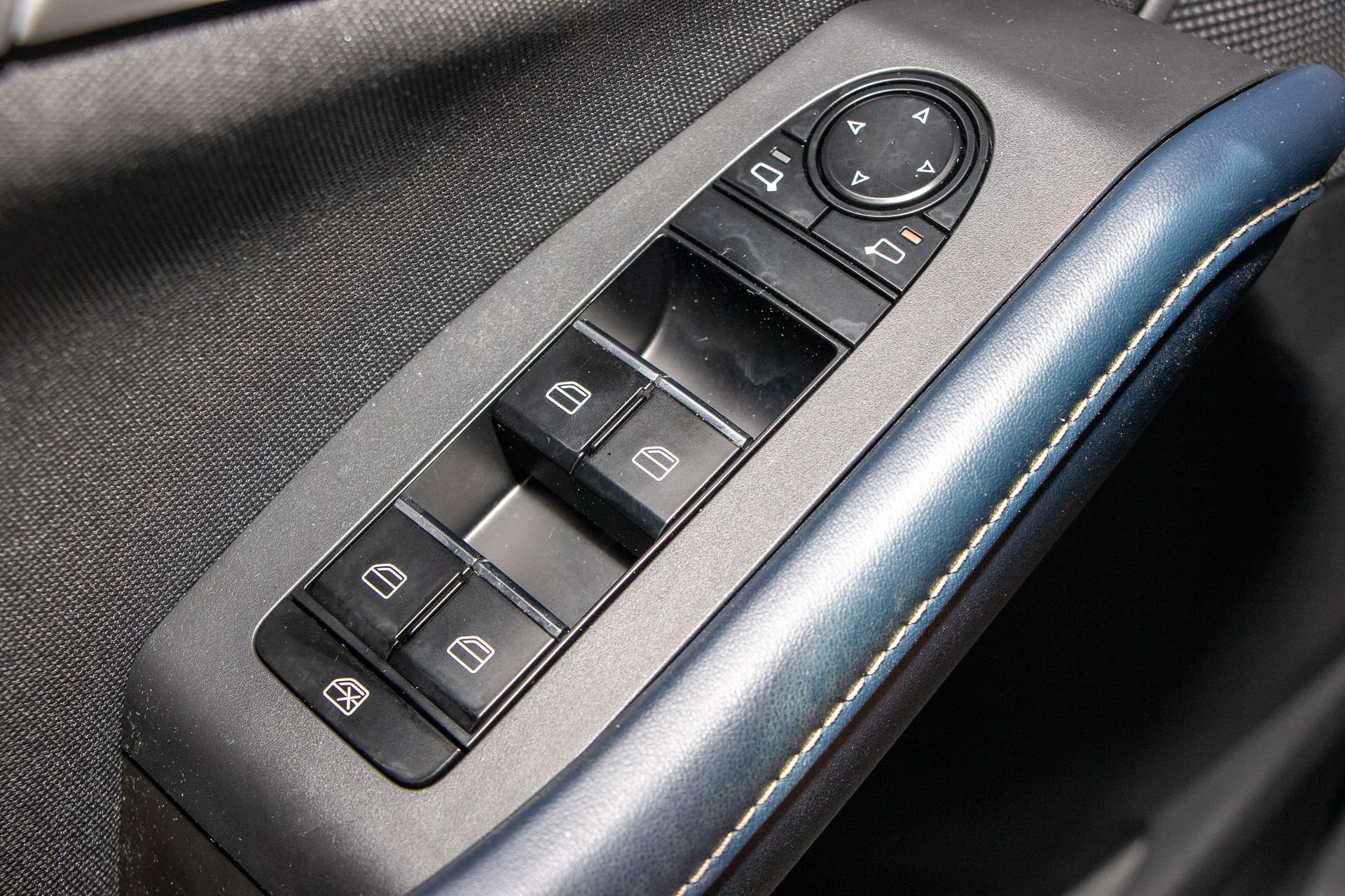 Used 2021 MAZDA CX-30 FWD 2.5 S image 25