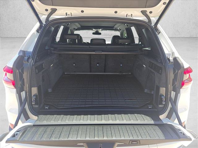 Used 2022 BMW X5 sDrive40i w/ Premium Package RWD image 5