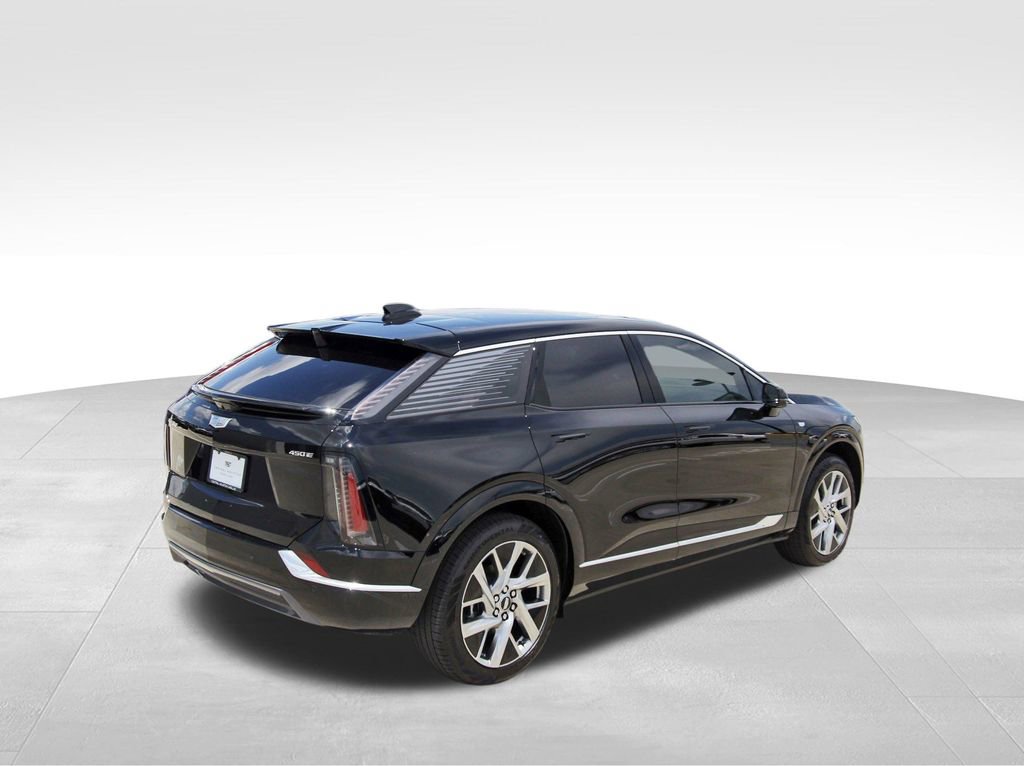 New 2026 Cadillac Optiq Luxury 1 RWD image 4