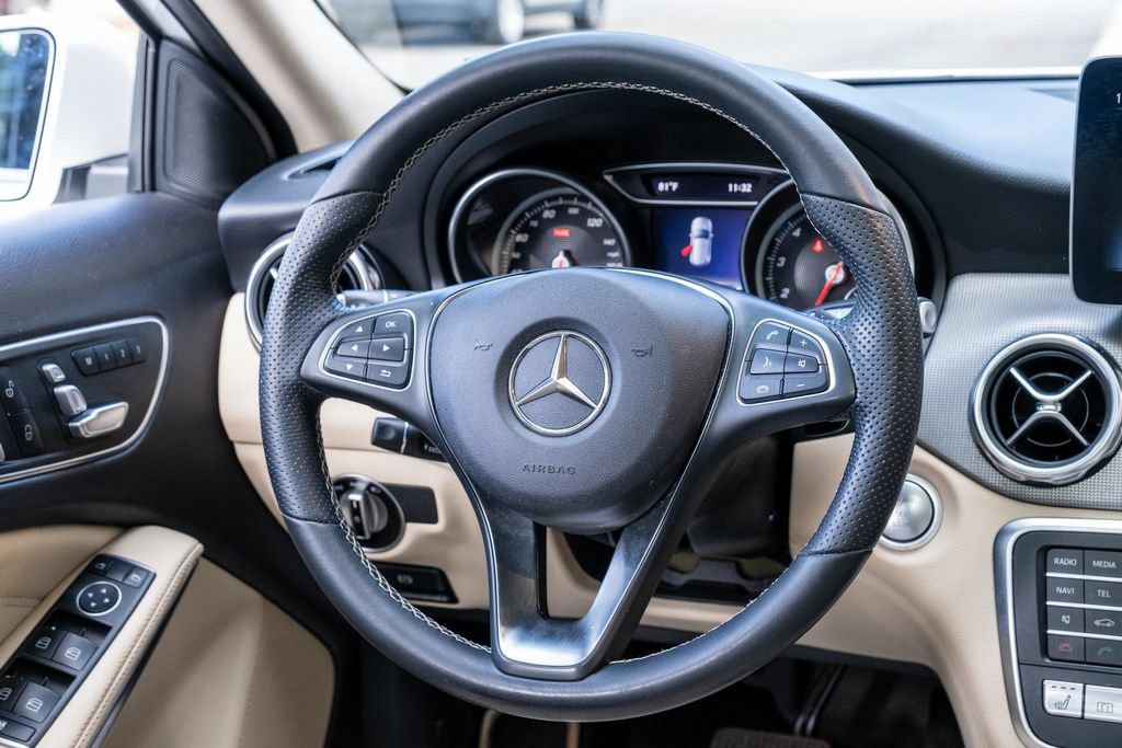 Used 2019 Mercedes-Benz GLA 250 4MATIC image 23