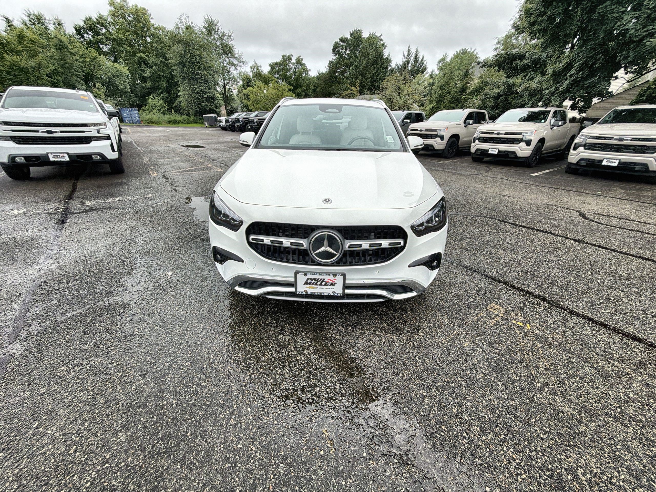Used 2025 Mercedes-Benz GLA 250 4MATIC w/ Winter Package image 32