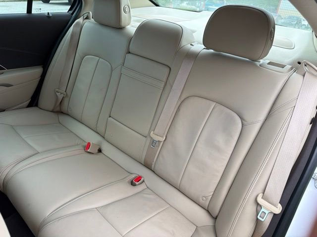 Used 2016 Buick LaCrosse Leather FWD image 17