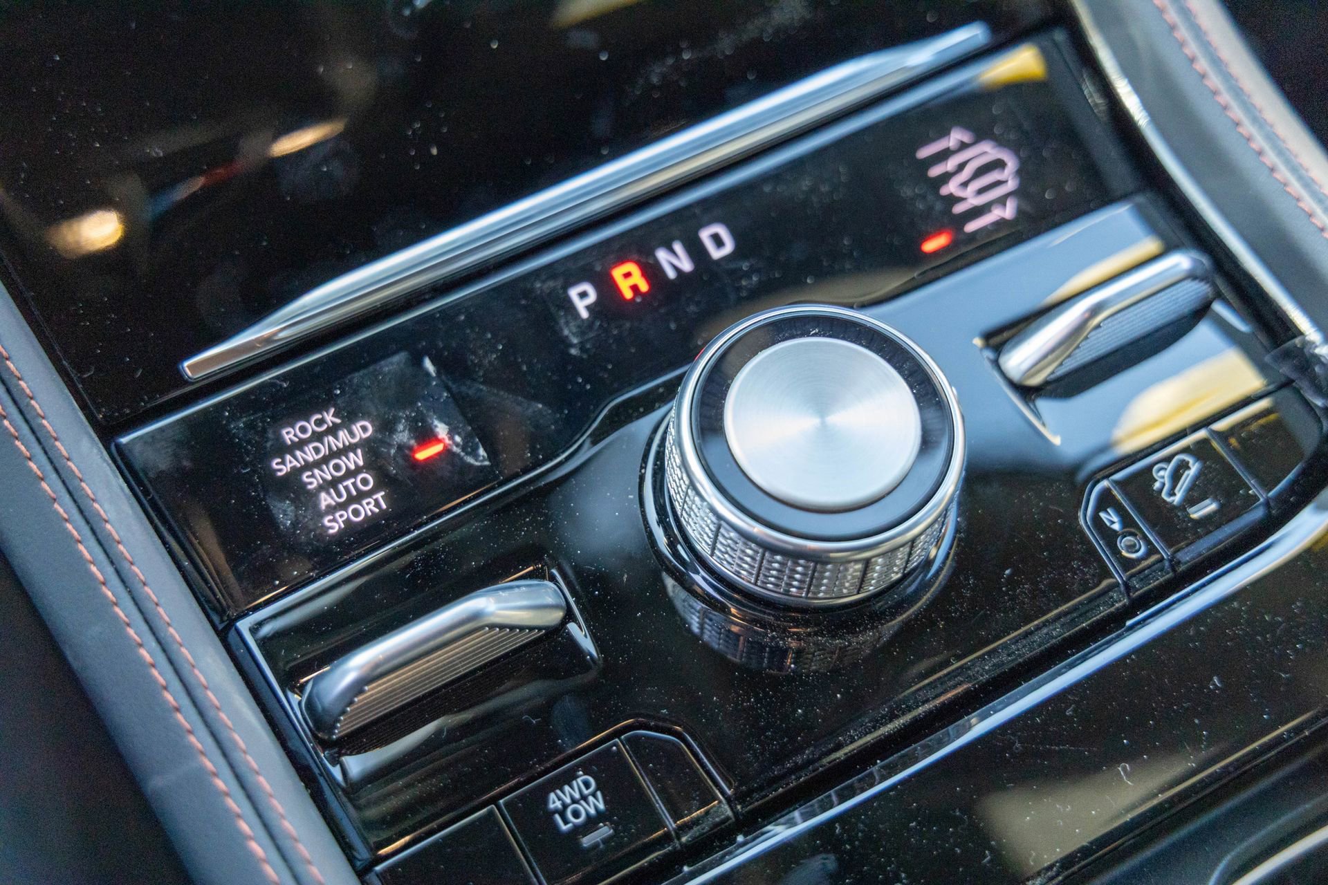 New 2026 Jeep Grand Cherokee L Summit w/ Advanced Protech Group IV image 27