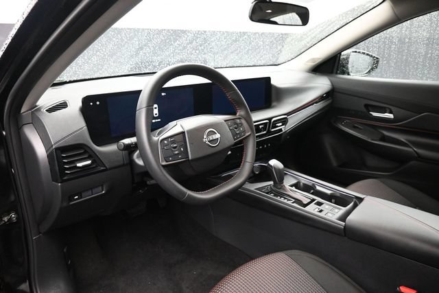 Used 2026 Nissan Sentra SR w/ Floor Mat Package FWD image 15