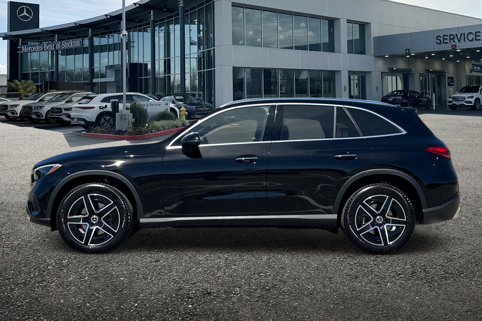 New 2026 Mercedes-Benz GLC 300 4MATIC image 7