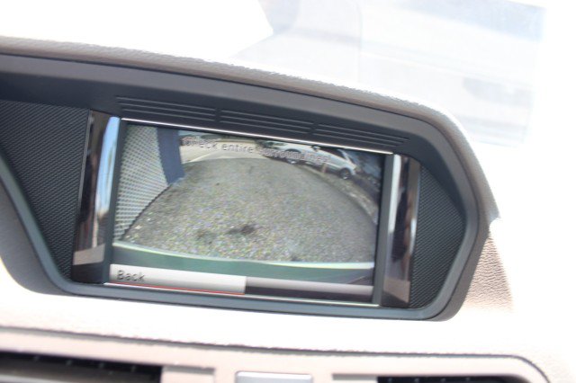 Used 2013 Mercedes-Benz E 550 Cabriolet image 22