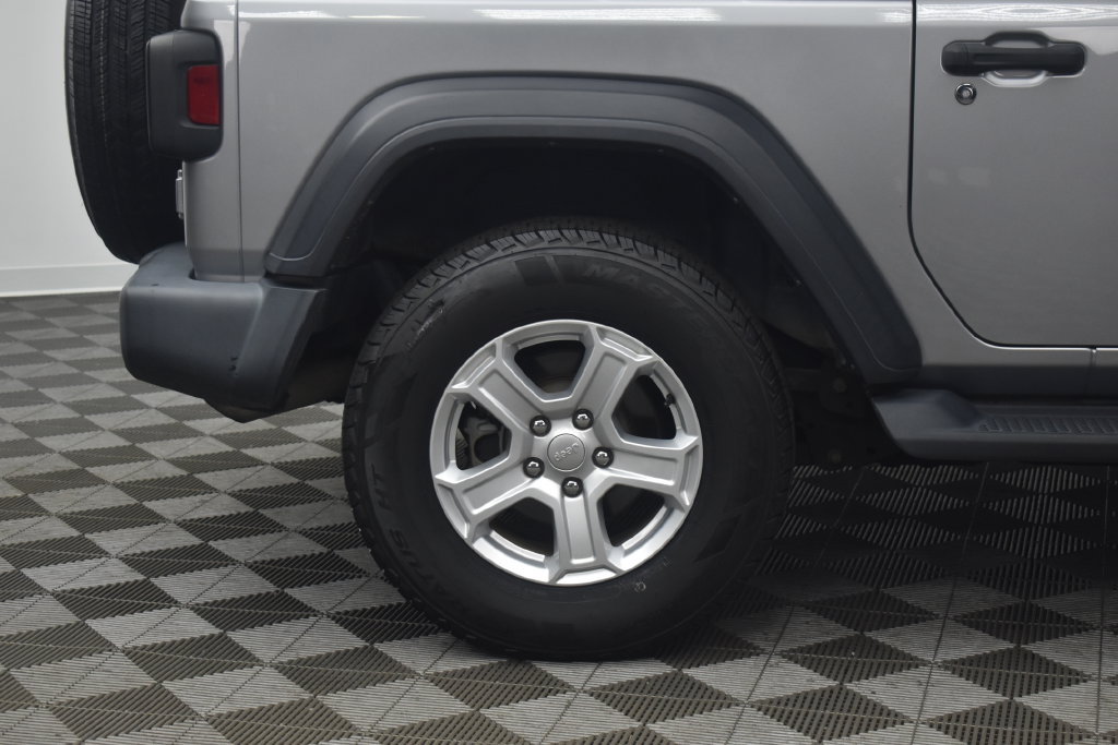 Used 2020 Jeep Wrangler Sport AWD/4WD image 26