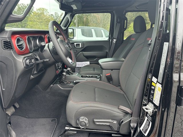 New 2023 Jeep Gladiator Rubicon w/ Cold Weather Group image 9