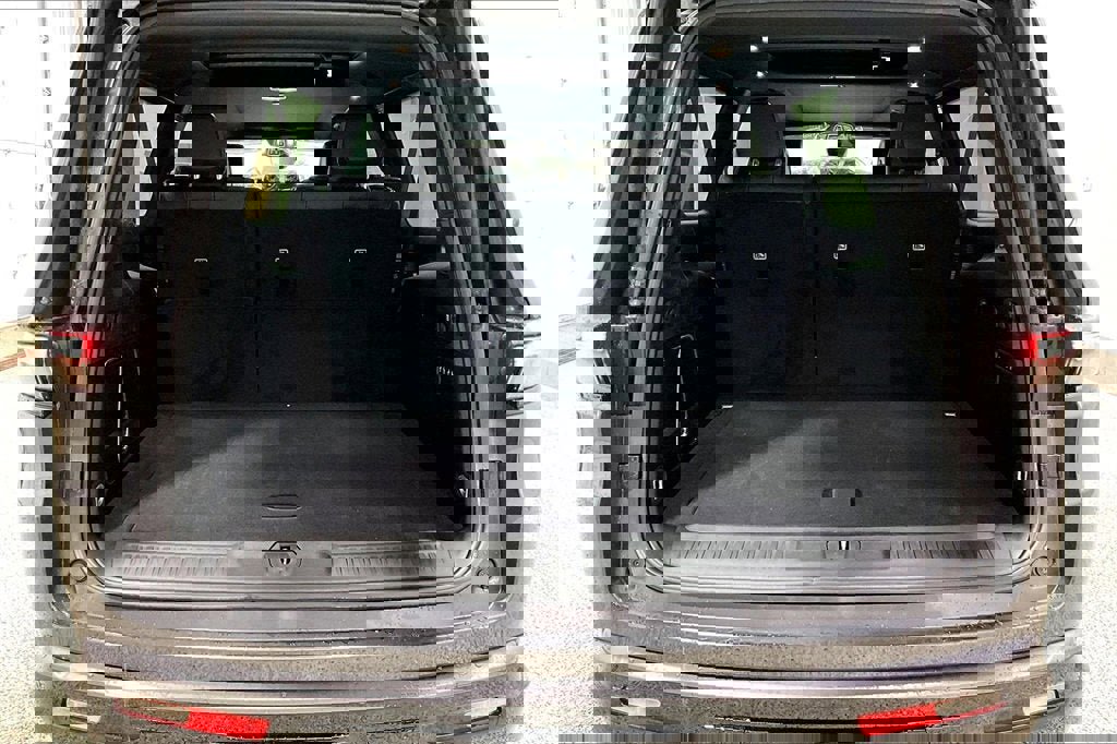 New 2026 Jeep Grand Wagoneer L Limited image 15