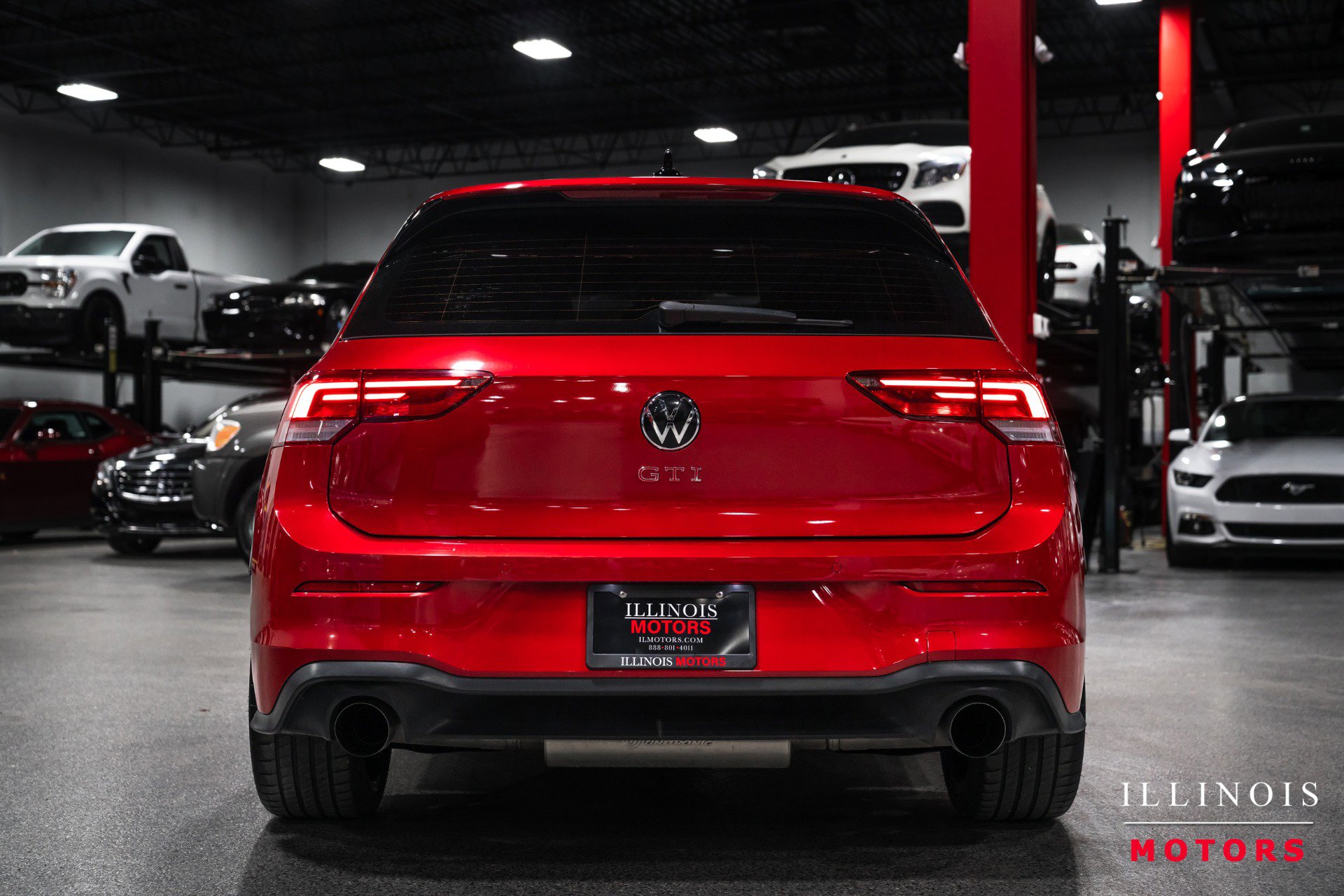 Used 2023 Volkswagen GTI Autobahn image 4