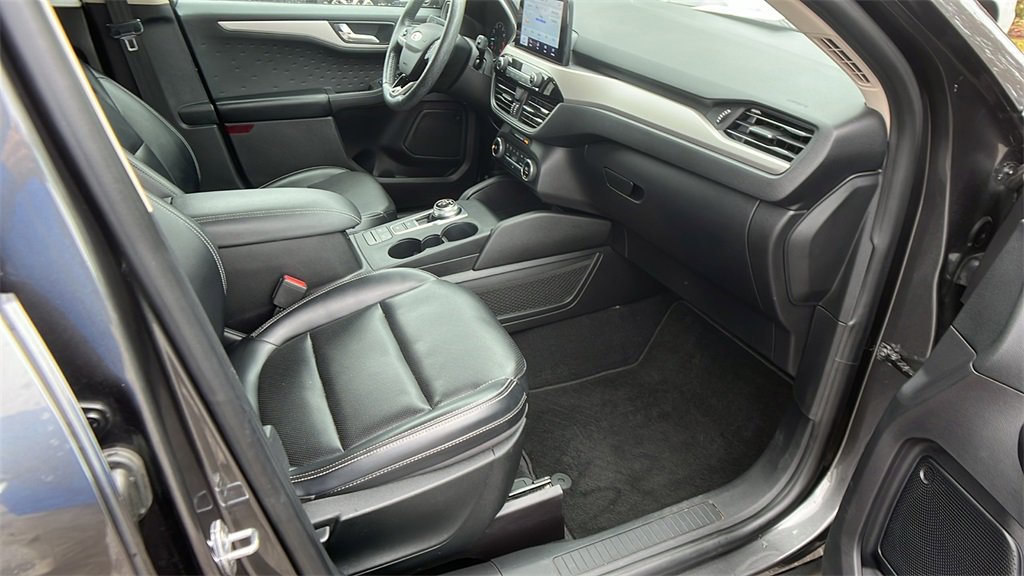 Used 2020 Ford Escape SEL image 17