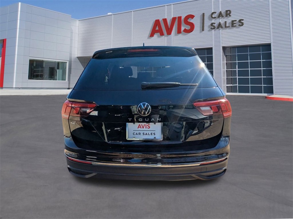 Used 2024 Volkswagen Tiguan SE image 7