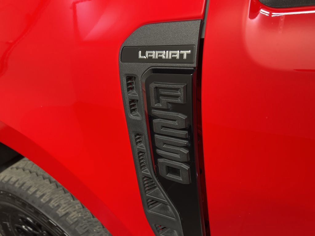 Used 2024 Ford F250 Lariat w/ Black Appearance Package image 39