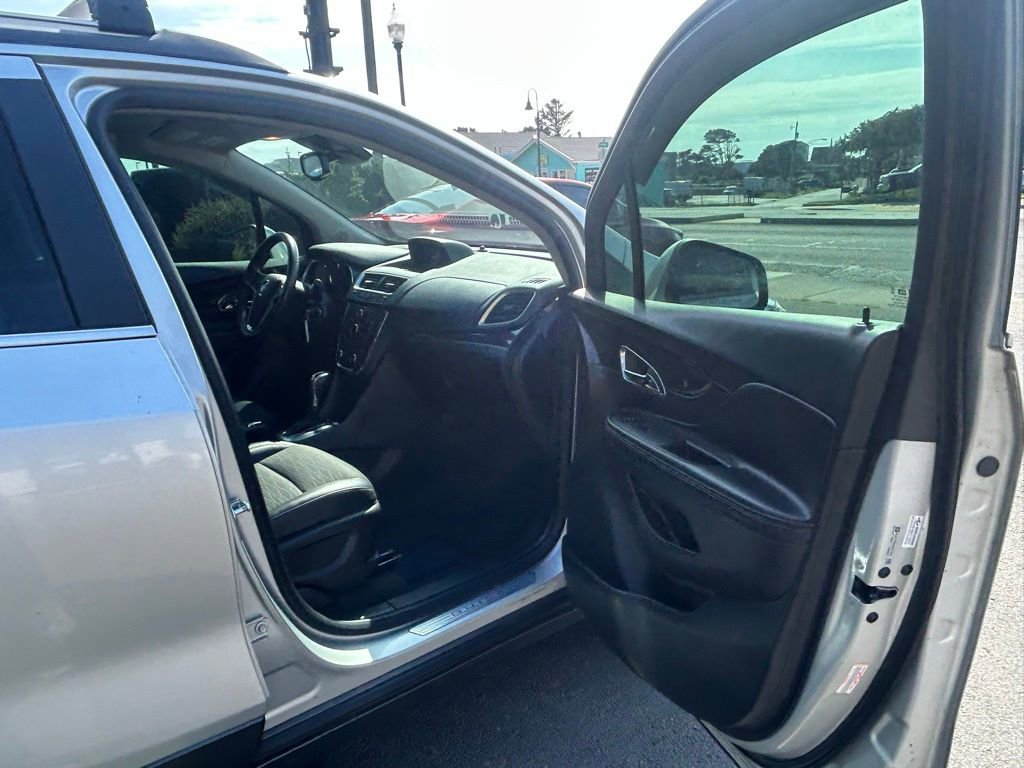 Used 2016 Buick Encore FWD image 22