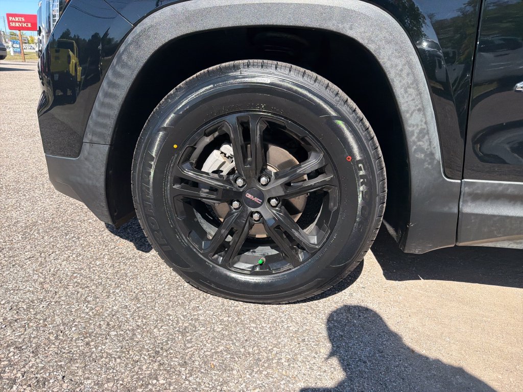 Used 2022 GMC Terrain AT4 w/ Infotainment Package II AWD/4WD image 11