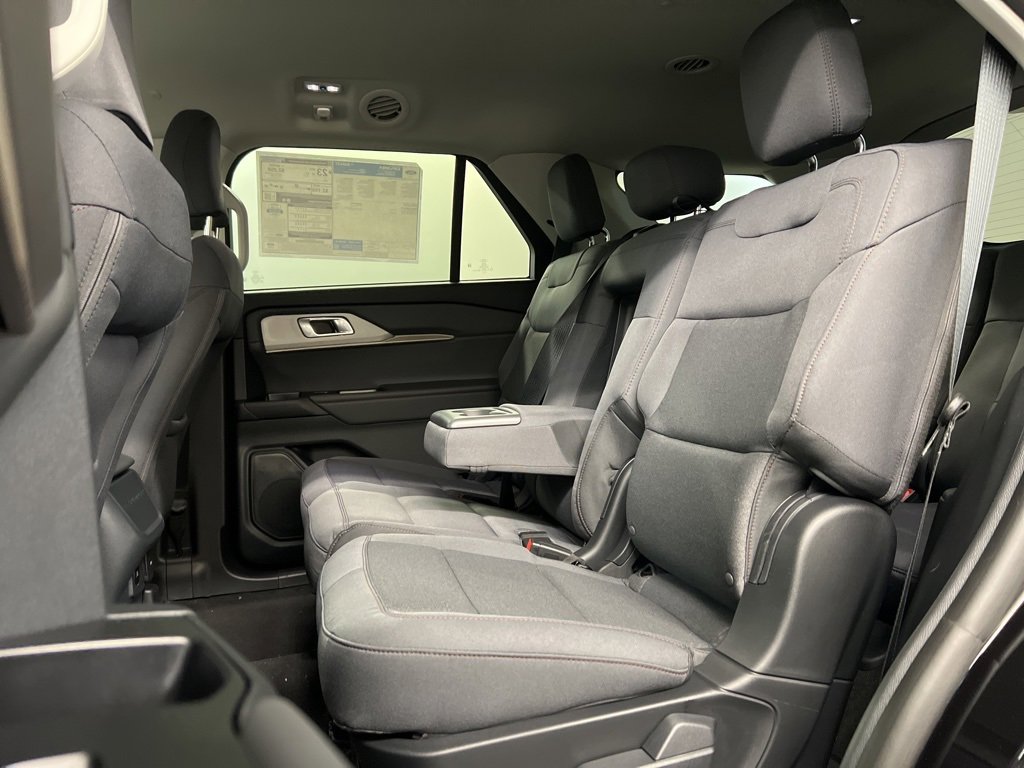 New 2026 Ford Explorer Active image 30