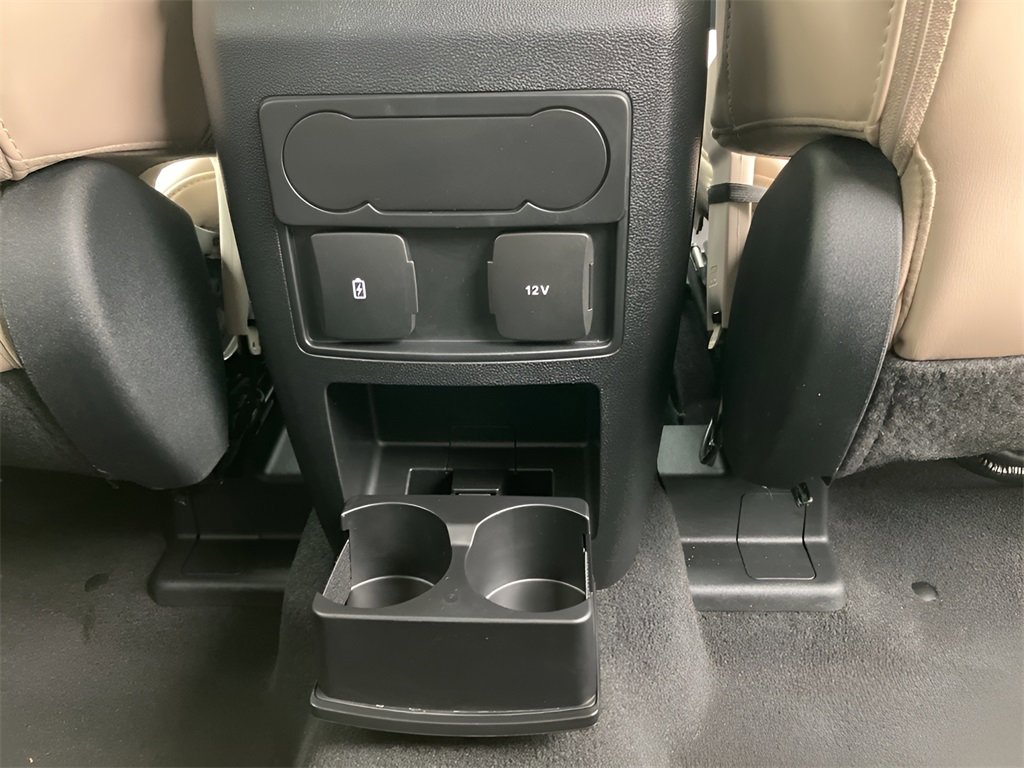 Used 2023 Ford Explorer XLT w/ Equipment Group 202A image 34