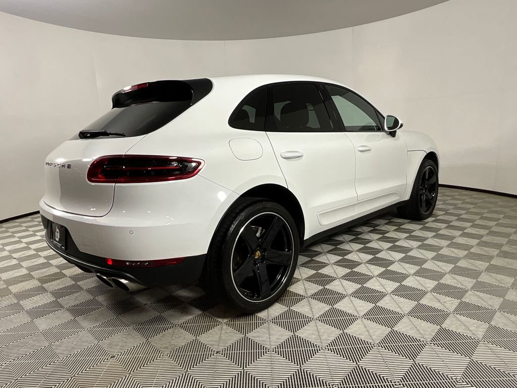 Used 2017 Porsche Macan S image 4