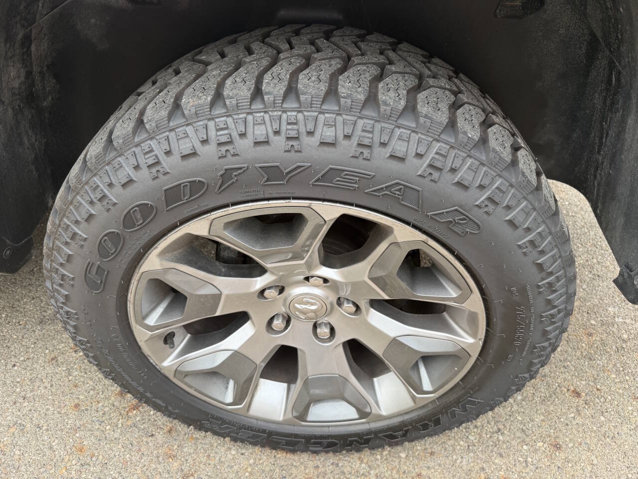 Used 2018 RAM 1500 Limited AWD/4WD image 18