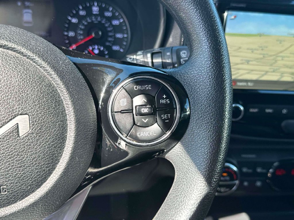 Used 2022 Kia Soul S FWD image 19
