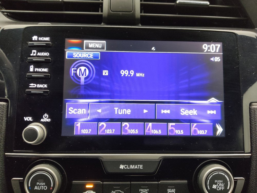 Used 2021 Honda Civic Sport image 25