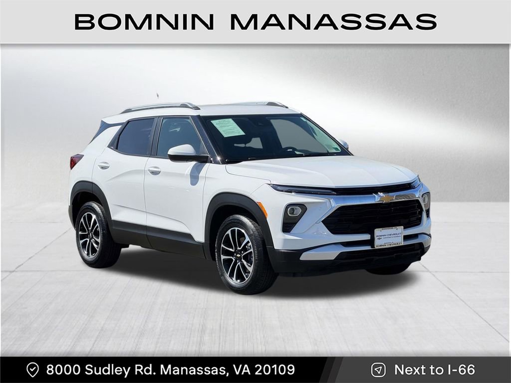 Used 2024 Chevrolet TrailBlazer LT image 1