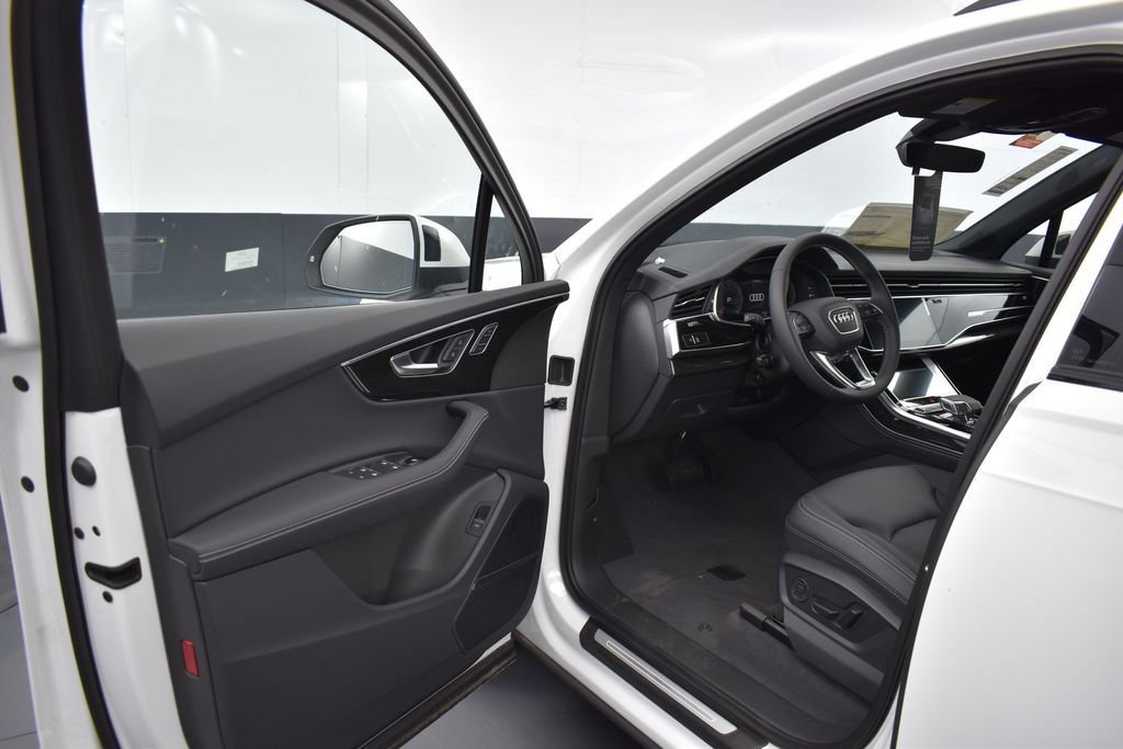 New 2026 Audi Q7 2.0T Premium Plus AWD/4WD image 5