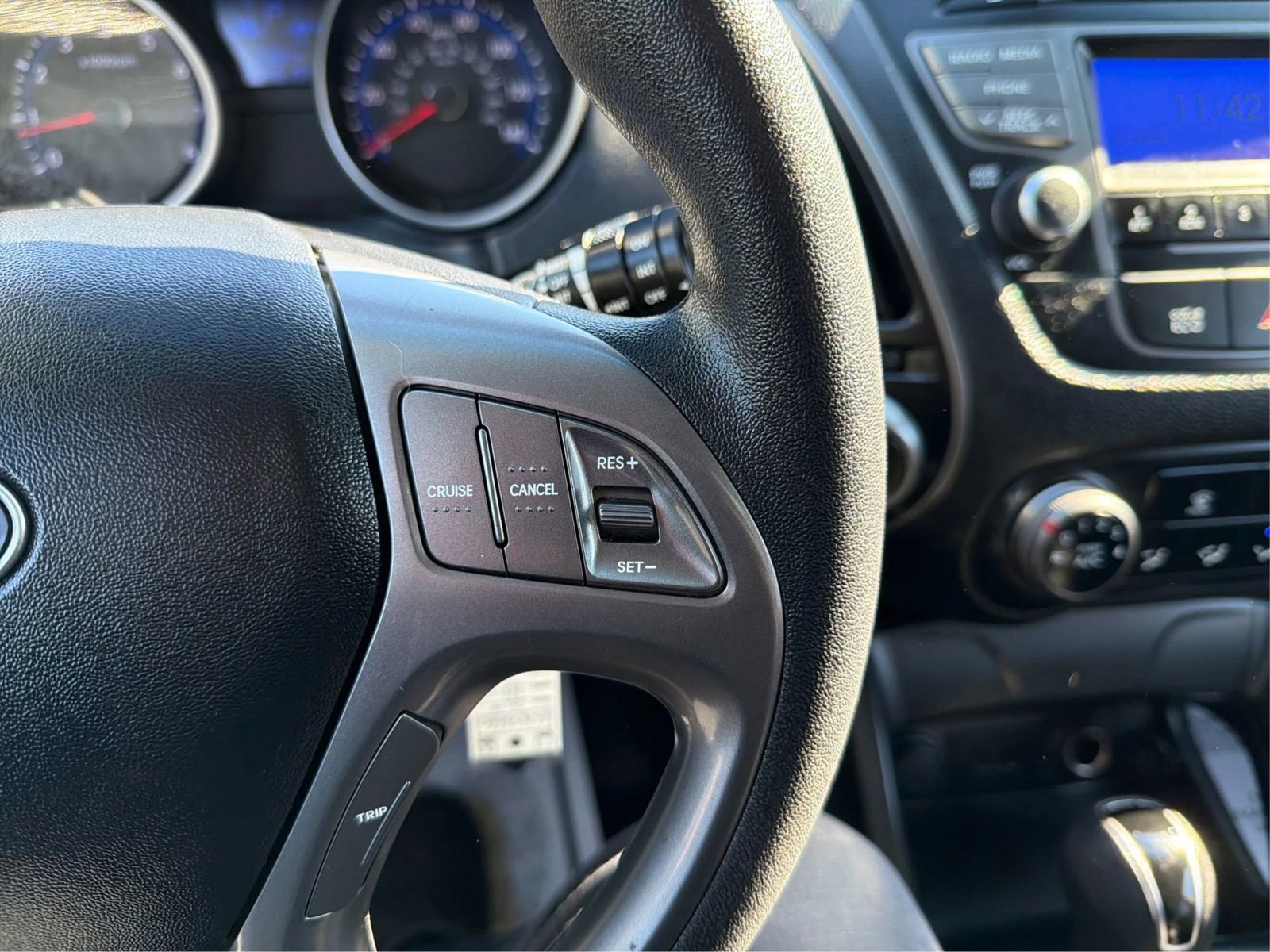 Used 2014 Hyundai Tucson GLS image 30