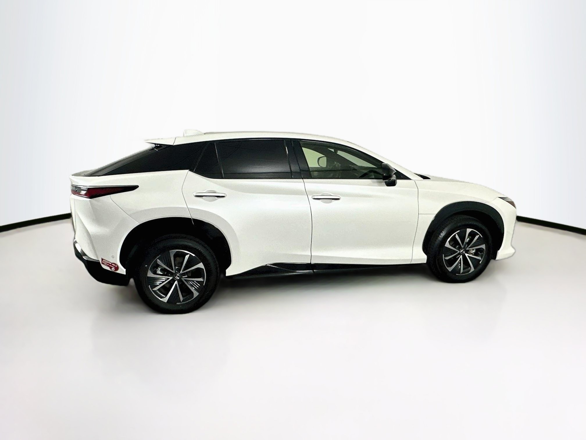 Used 2023 Lexus RZ 450e Premium w/ Technology Package AWD/4WD image 10