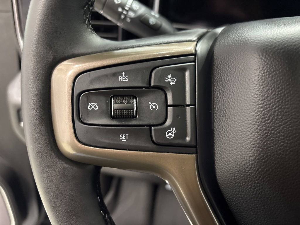 Used 2024 Chevrolet Silverado 2500 High Country w/ High Country Premium Package image 28