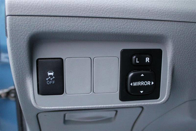 Used 2013 Toyota Corolla L image 16