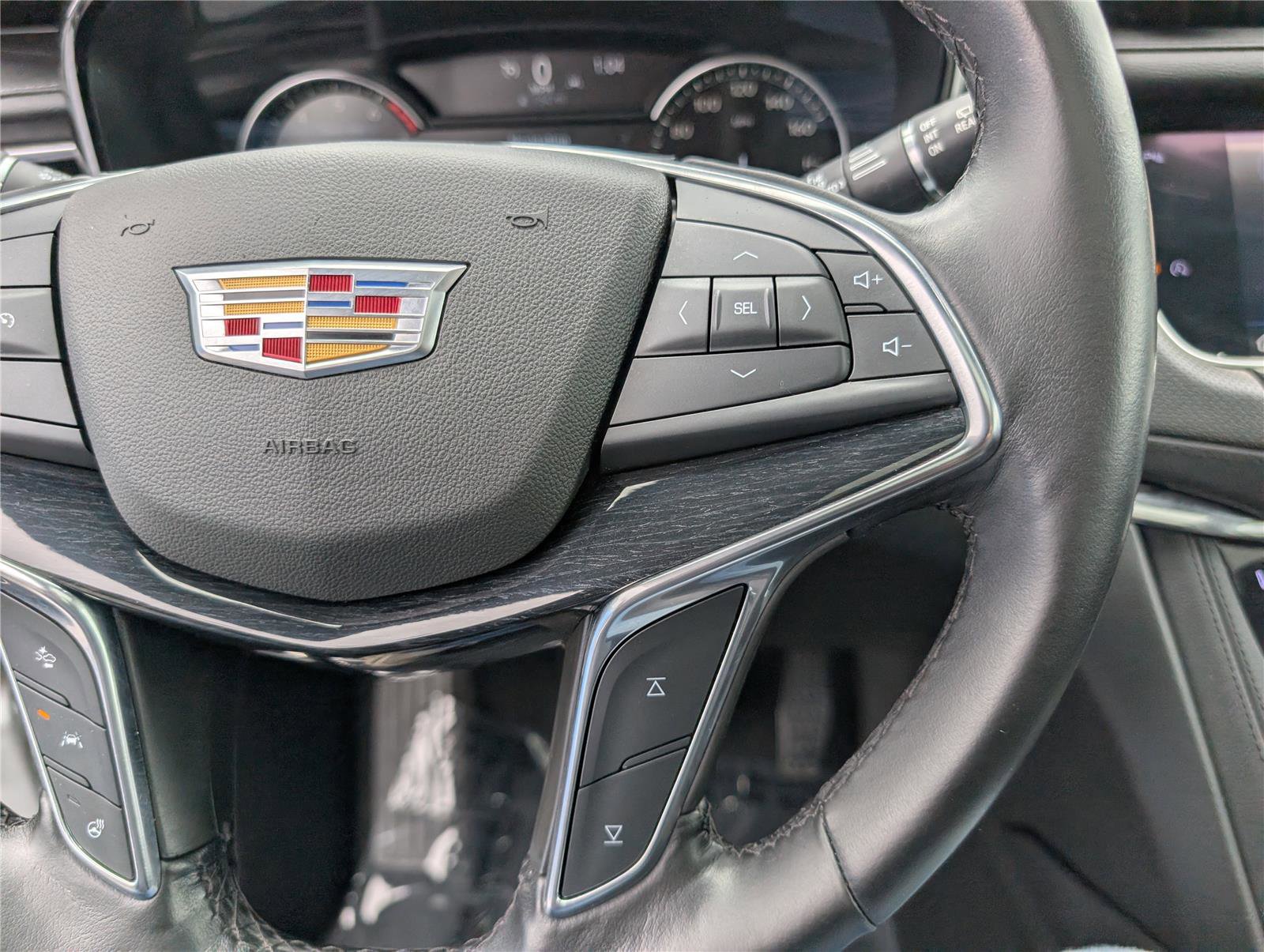 Used 2020 Cadillac XT5 Premium Luxury FWD image 26