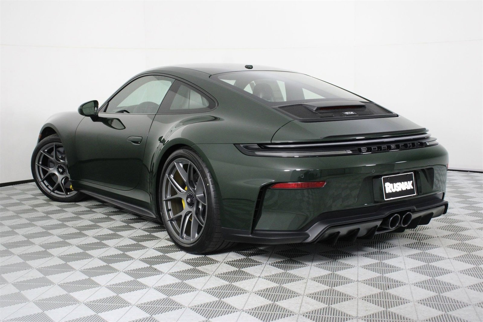 New 2026 Porsche 911 GT3 image 3