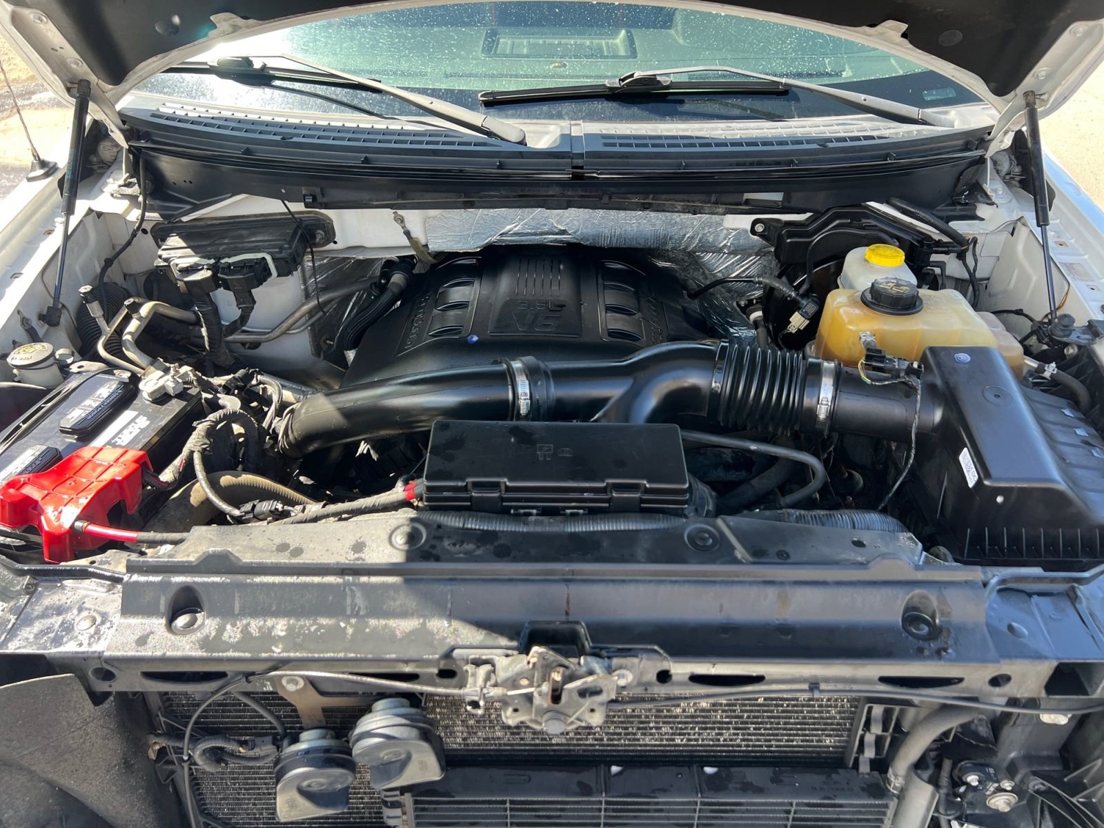 Used 2014 Ford F150 FX4 w/ Equipment Group 402A Luxury image 39